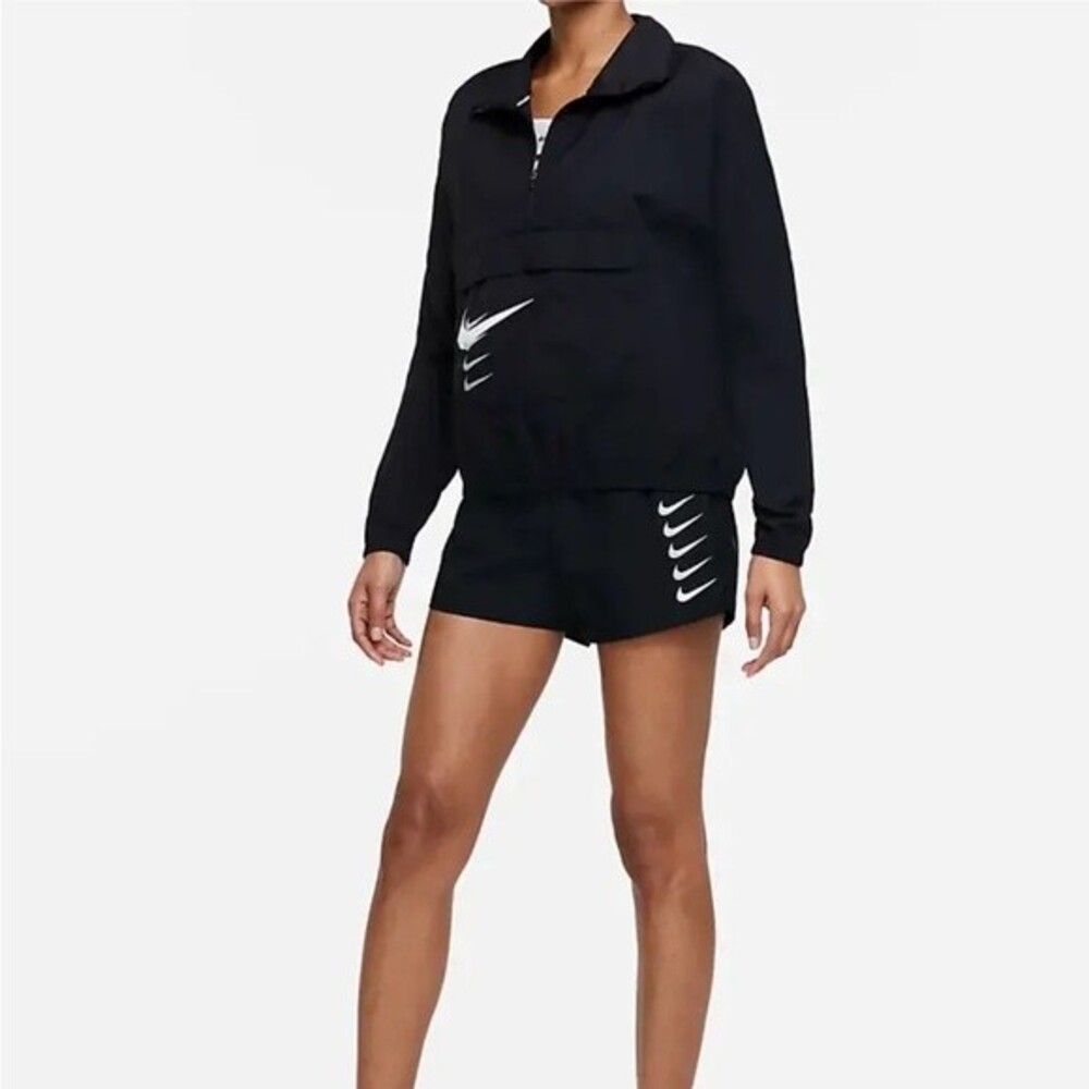 Nike Women's Swoosh Run Black Brief-Lined Running Shorts (DJ0927-010) SZ medium